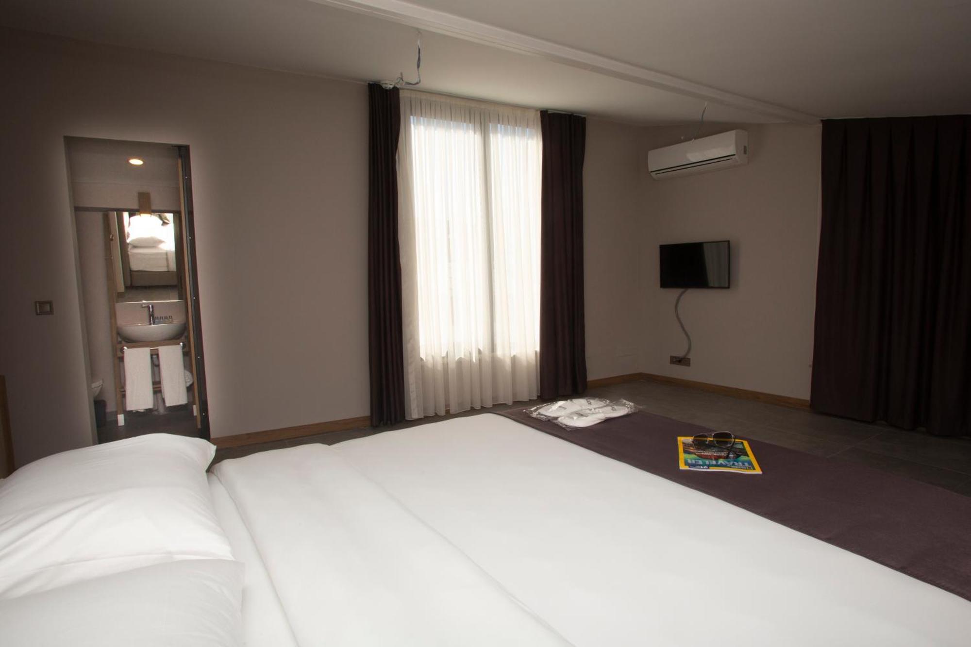 Jurnal Hotel Istanbul Exterior photo